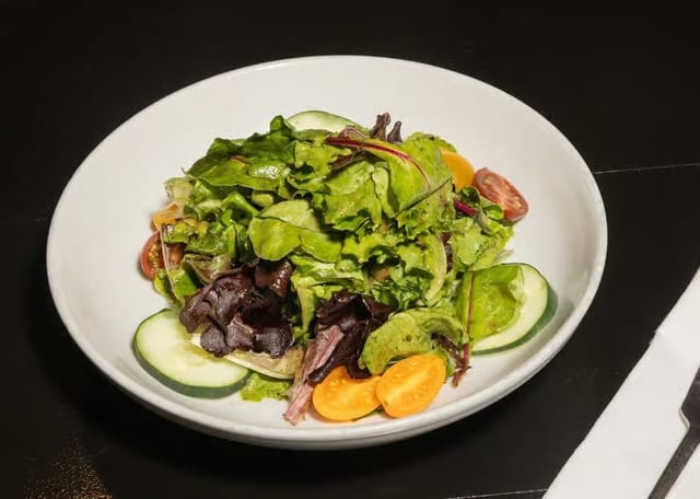 ​Mixed Greens